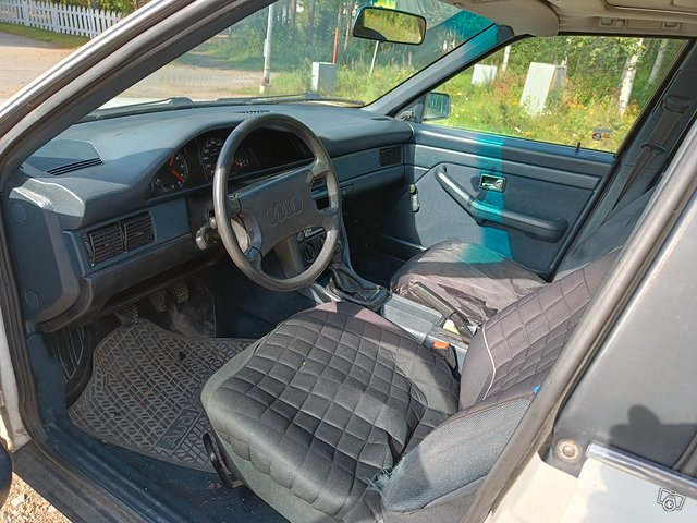 Audi 100 4