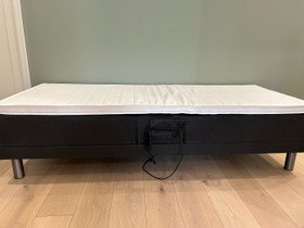 Moottorisänky 80*200cm, Sängyt ja makuuhuone, Sisustus ja huonekalut, Kokkola, Tori.fi Moottorisänky 80*200cm, Sängyt ja makuuhuone, Sisustus ja huonekalut, Kokkola, Tori.fi