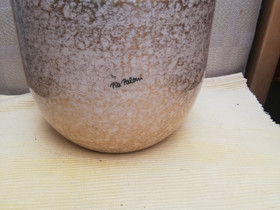 Kukkaruukku by Pia Paloni, Ruukut, kivet ja koristeet, Piha ja puutarha, Kokkola, Tori.fi Kukkaruukku by Pia Paloni, Ruukut, kivet ja koristeet, Piha ja puutarha, Kokkola, Tori.fi