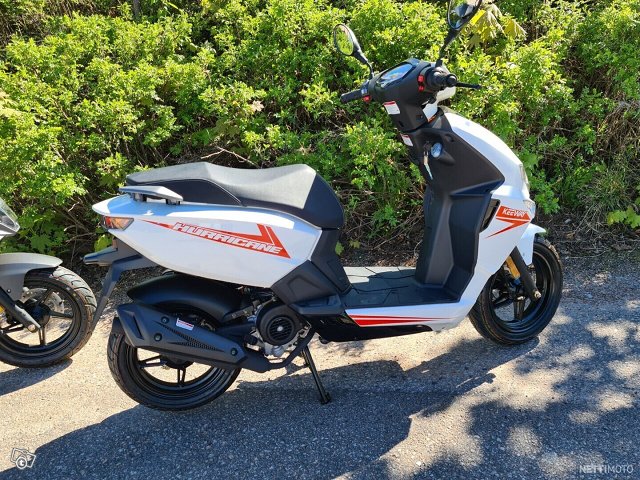 Keeway Hurricane 4