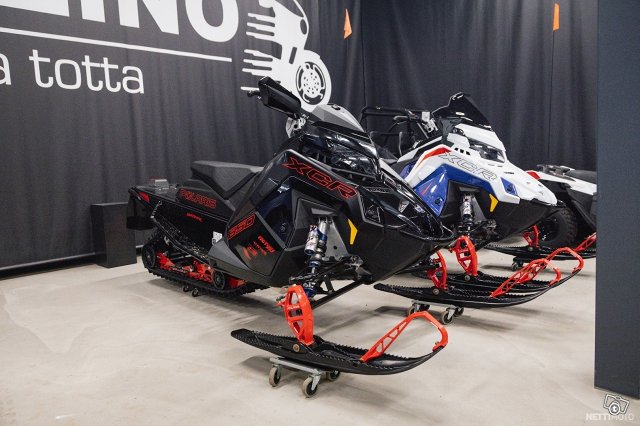 Polaris Indy 6