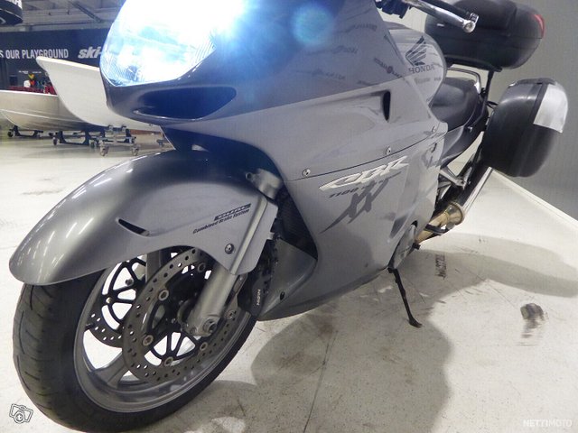 Honda CBR 7
