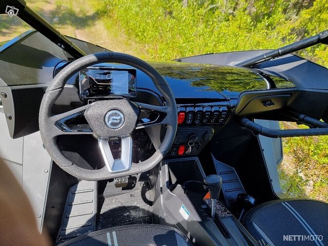 CFMoto Z Force 12