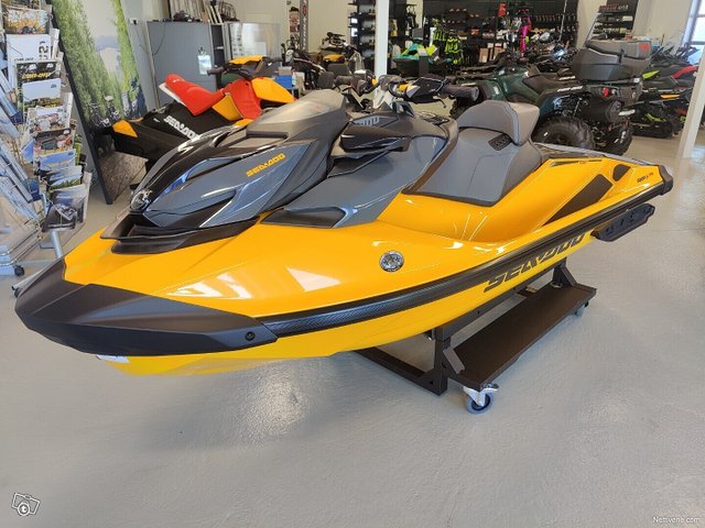 Sea-Doo RXP-X RS 300, kuva 1