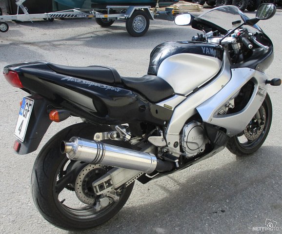 Yamaha YZF 6