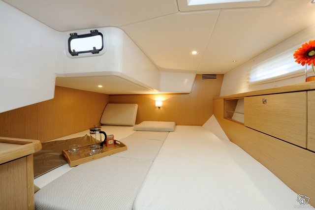 Bavaria Vision 42 11