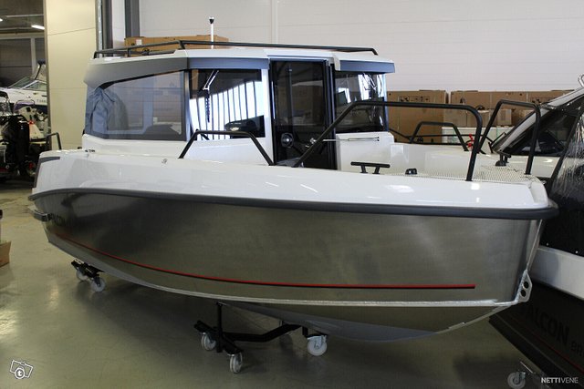 Falcon C7, Heti VARASTOSTA 2