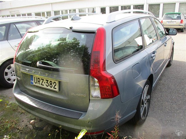 Volvo V50 2