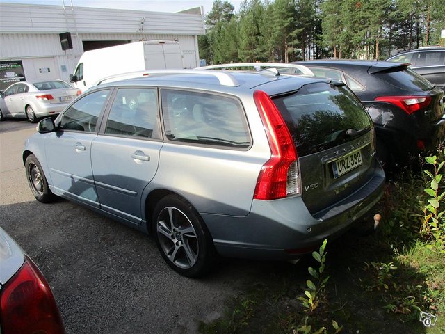 Volvo V50 4