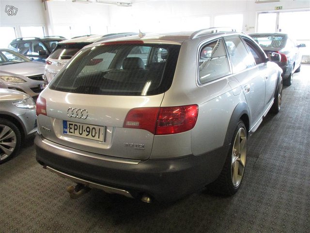 Audi A6 Allroad Quattro 2
