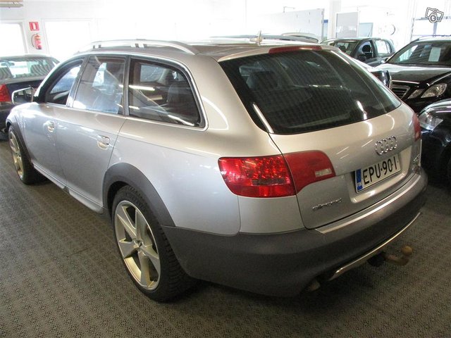 Audi A6 Allroad Quattro 3