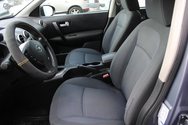 Nissan QASHQAI 7