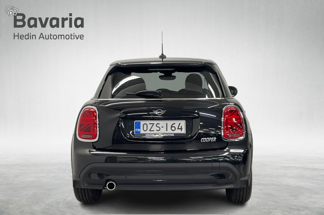 Mini Hatchback 3