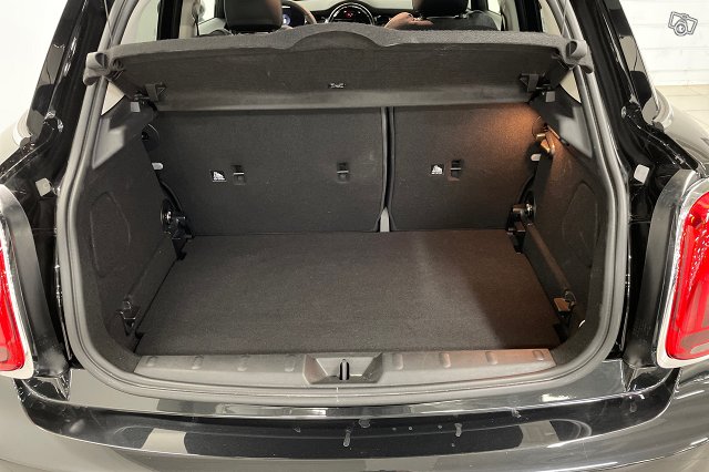 Mini Hatchback 10