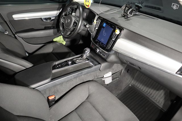 Volvo S90 9