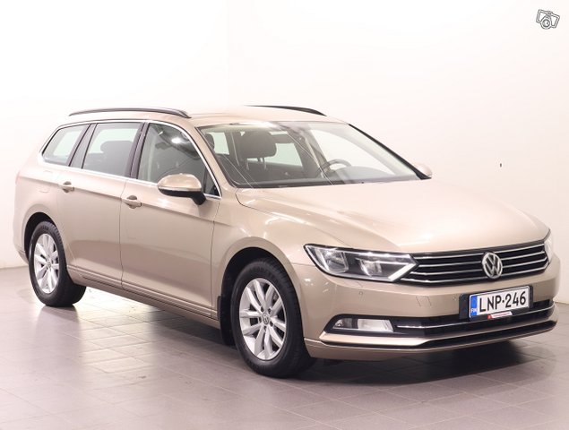 Volkswagen Passat, kuva 1
