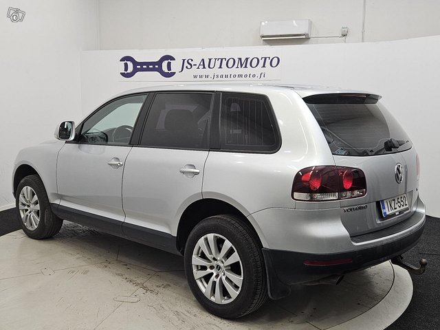 Volkswagen Touareg 5