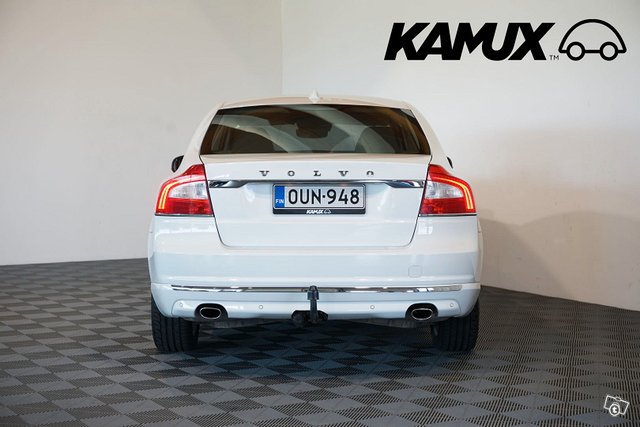 Volvo S80 23