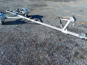 Traileri Karhu Betanet Marlin 5.5m, Veneen varusteet ja varaosat, Venetarvikkeet ja veneily, Ylöjärvi, Tori.fi Traileri Karhu Betanet Marlin 5.5m, Veneen varusteet ja varaosat, Venetarvikkeet ja veneily, Ylöjärvi, Tori.fi