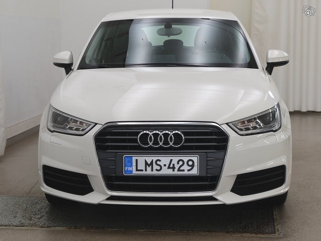 AUDI A1 2