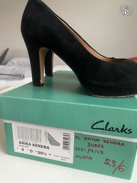 clarks anika kendra black suede