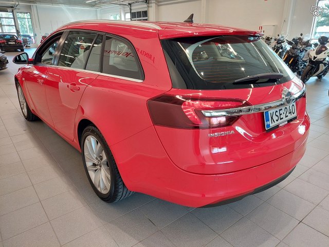 Opel Insignia 5