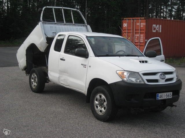 Toyota Hilux 3