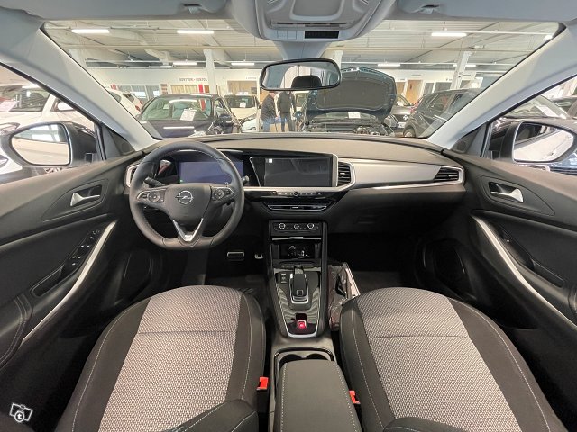 OPEL GRANDLAND 11