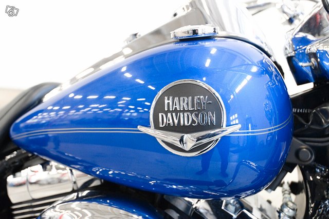 Harley-Davidson TOURING 16