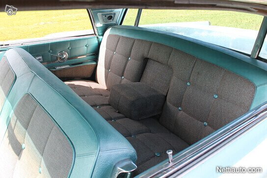 Lincoln Continental 11