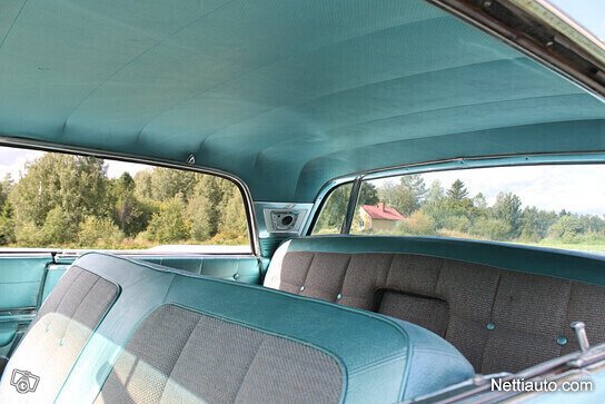 Lincoln Continental 12
