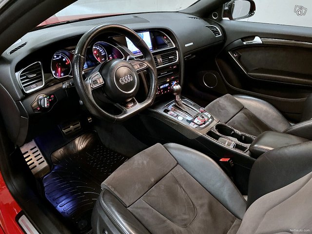 Audi RS5 12
