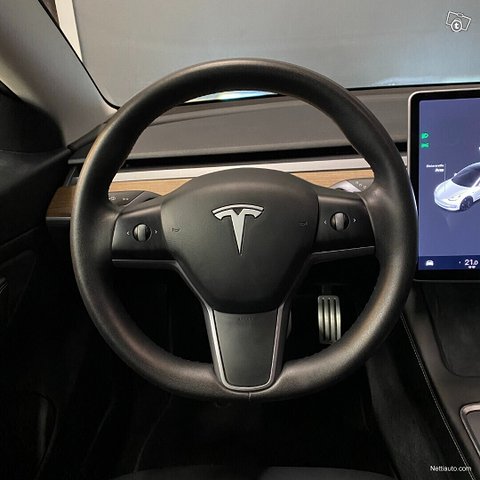 Tesla Model 3 13