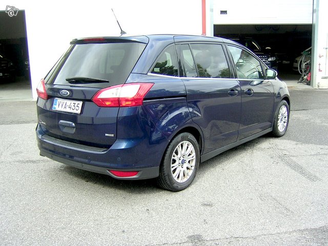 Ford C-MAX Grand 5