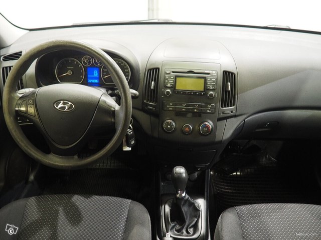 Hyundai I30 11