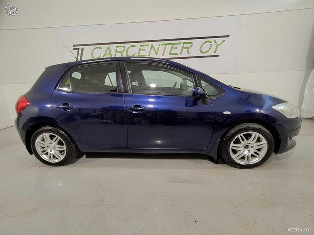 Toyota Auris 2