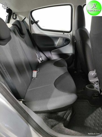 Toyota Aygo 10