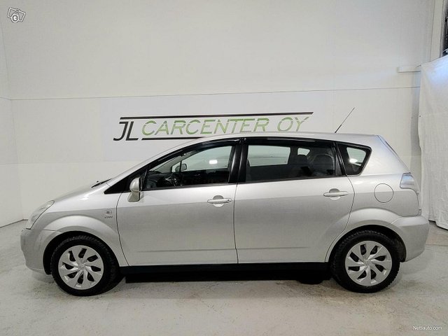 Toyota Corolla Verso 5