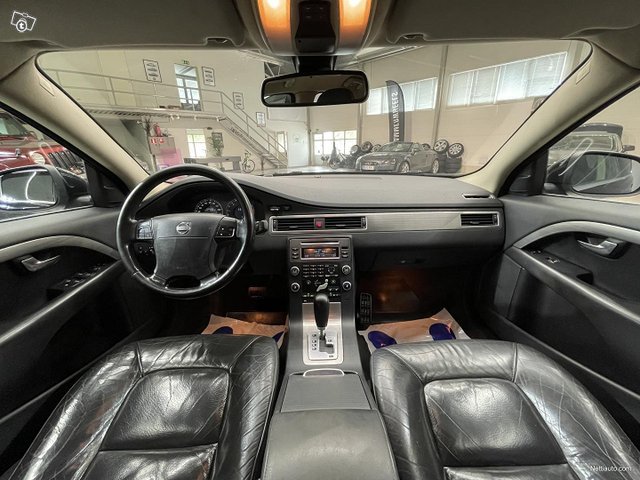 Volvo S80 13