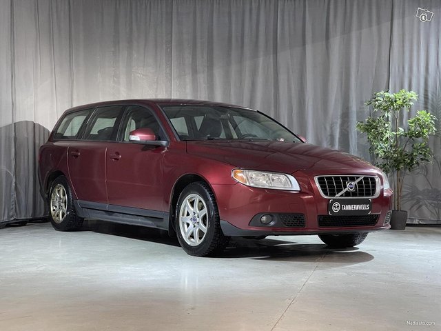 Volvo V70 1