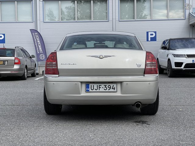 Chrysler 300C 22
