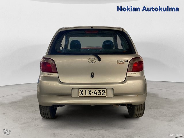 Toyota Yaris 6