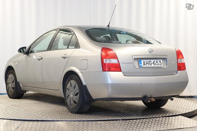 Nissan Primera 2