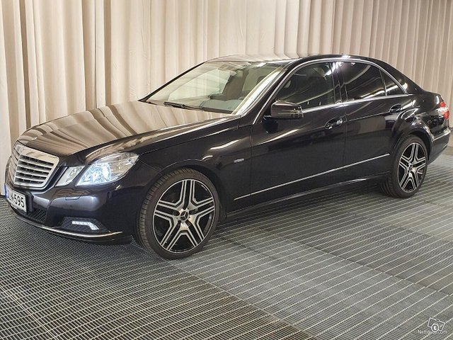 Mercedes-Benz E