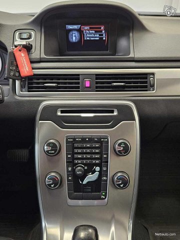 Volvo V70 15