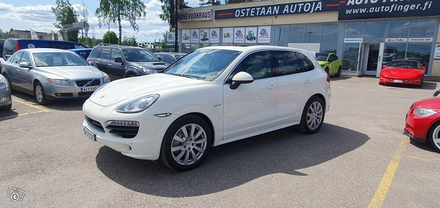 Porsche Cayenne 7