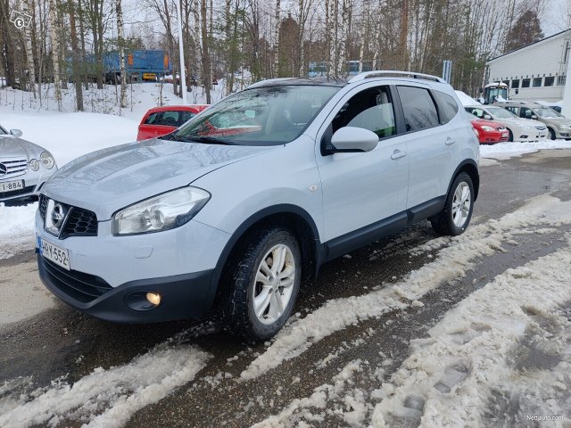 Nissan Qashqai+2