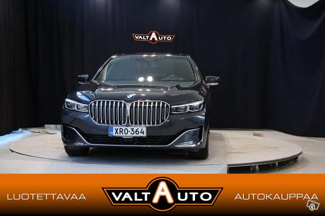 BMW 745 2
