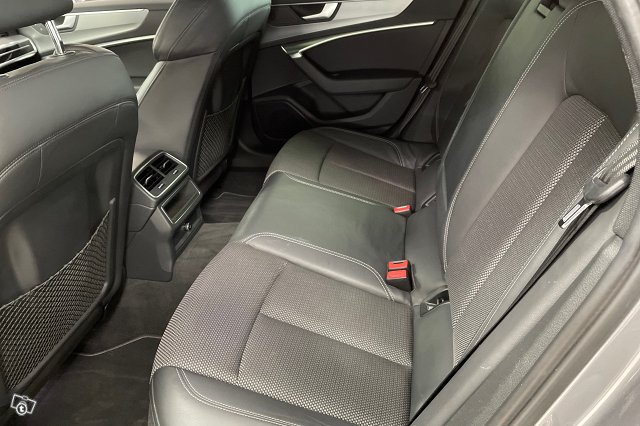 AUDI A6 11