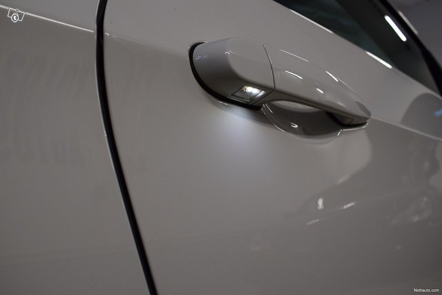 BMW 335 11